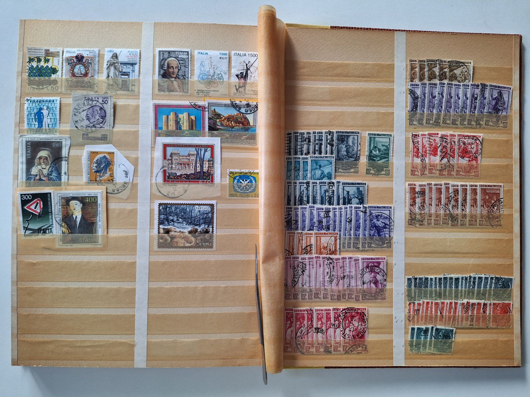Alle Briefmarken: ITALIA - 16 Seiten Album – Gebraucht aus Sonvico von deca66 7