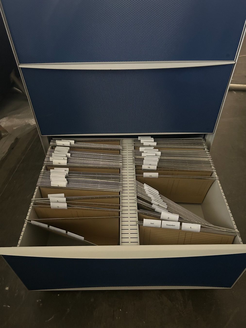 Eléments de bureau: Hängeregister – D'occasion à Emmen par ric.luzern