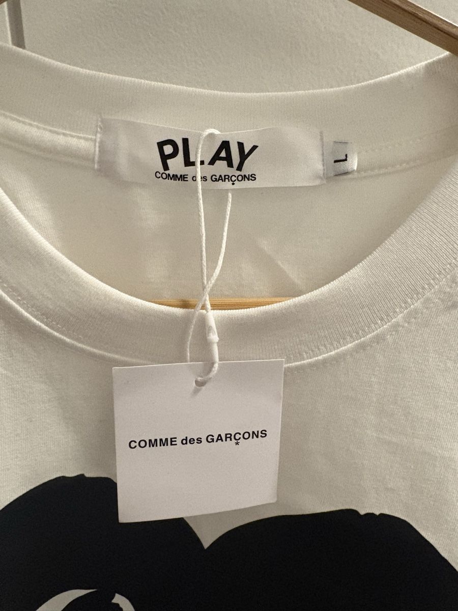 Comme Des Garcons T-shirt: Comme des Garçons T-Shirt – Nuovo e nell'imballaggio originale da Aarau venduto da FL10001 2
