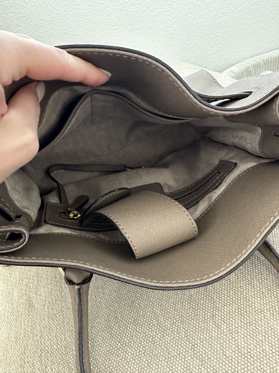 Michael Kors Borse da donna: Michael kors tasche – Usato da Unterägeri venduto da Tamara.2605 4