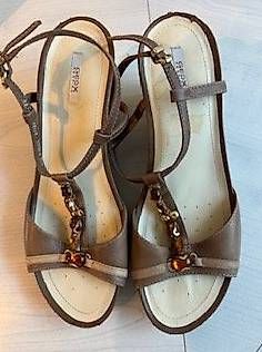 Scarpe da donna: Sandales marque Geox – Usato da St-Blaise venduto da Chemar 2
