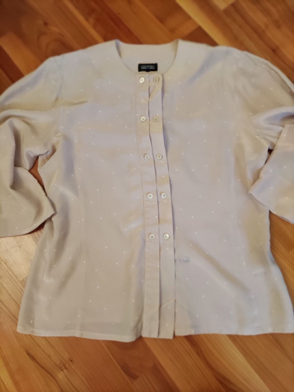 Blusen: Klemper Bluse reine Seide – Gebraucht aus Solothurn von Csw1