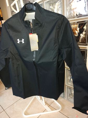 Giacca sportiva Under Armour nera nuova tg. L bambino