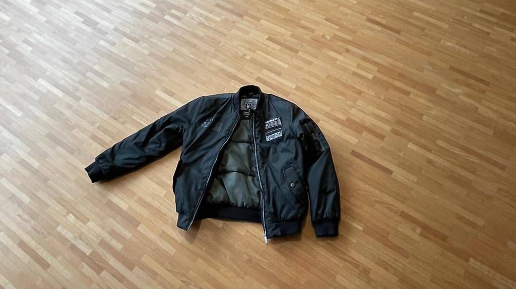 Jacken & Mäntel: Jacke gefüttert, Grösse 140 – Gebraucht aus Winterthur von Lini08 1
