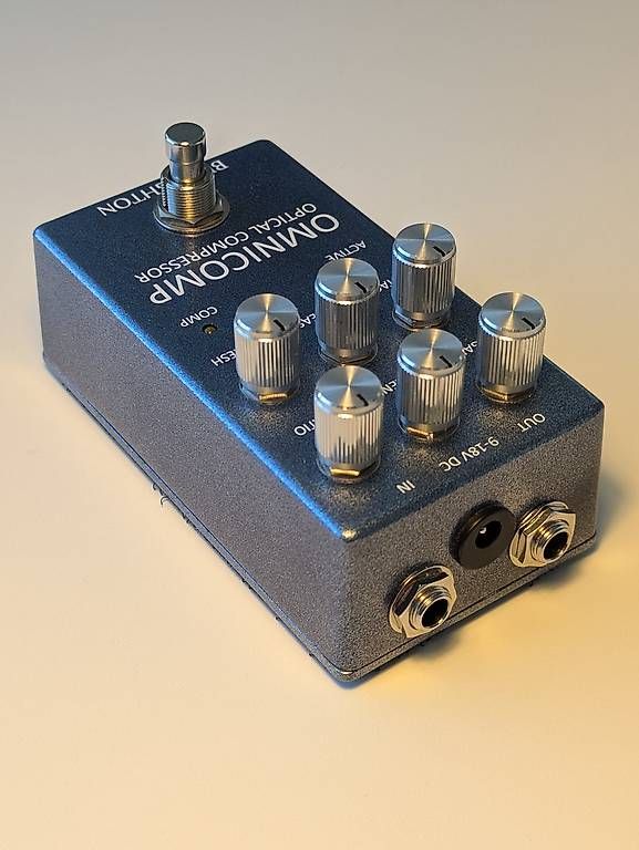 Strumenti musicali: Broughton Omnicomp Compressor für Gitarre oder Bass – Usato da Windisch venduto da Kookmeyer1 2