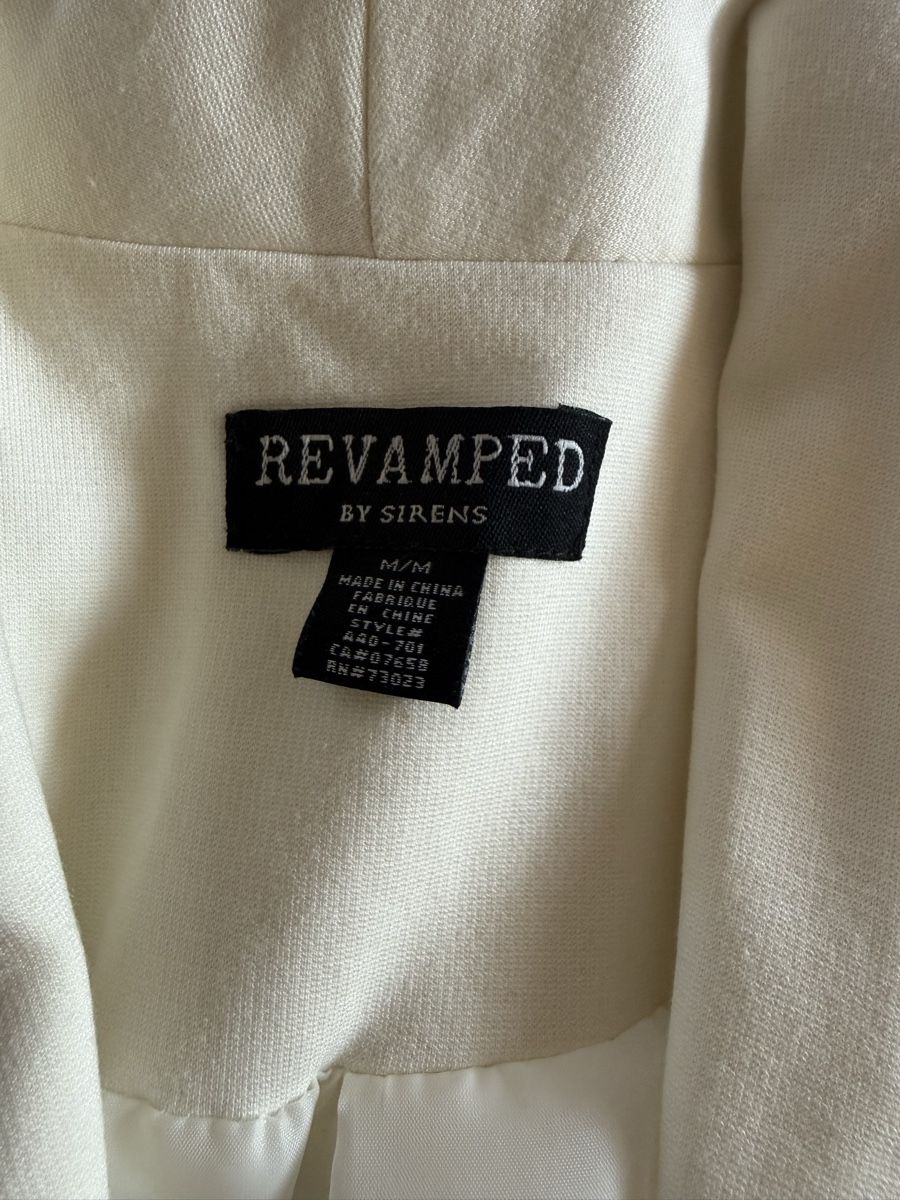 Completi & Tailleur: Damen Blazer Revamped – Nuovo (secondo la descrizione) da Lachen SZ venduto da mima41 1