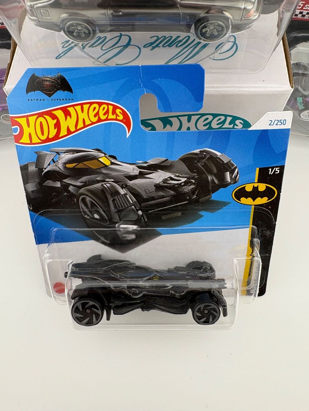 Hot Wheels Modellini d'auto: Hot Wheels Batmobile Batman vs Superman - 2024 - 2/250 – Nuovo e nell'imballaggio originale da Flawil venduto da HeisseReifen 1