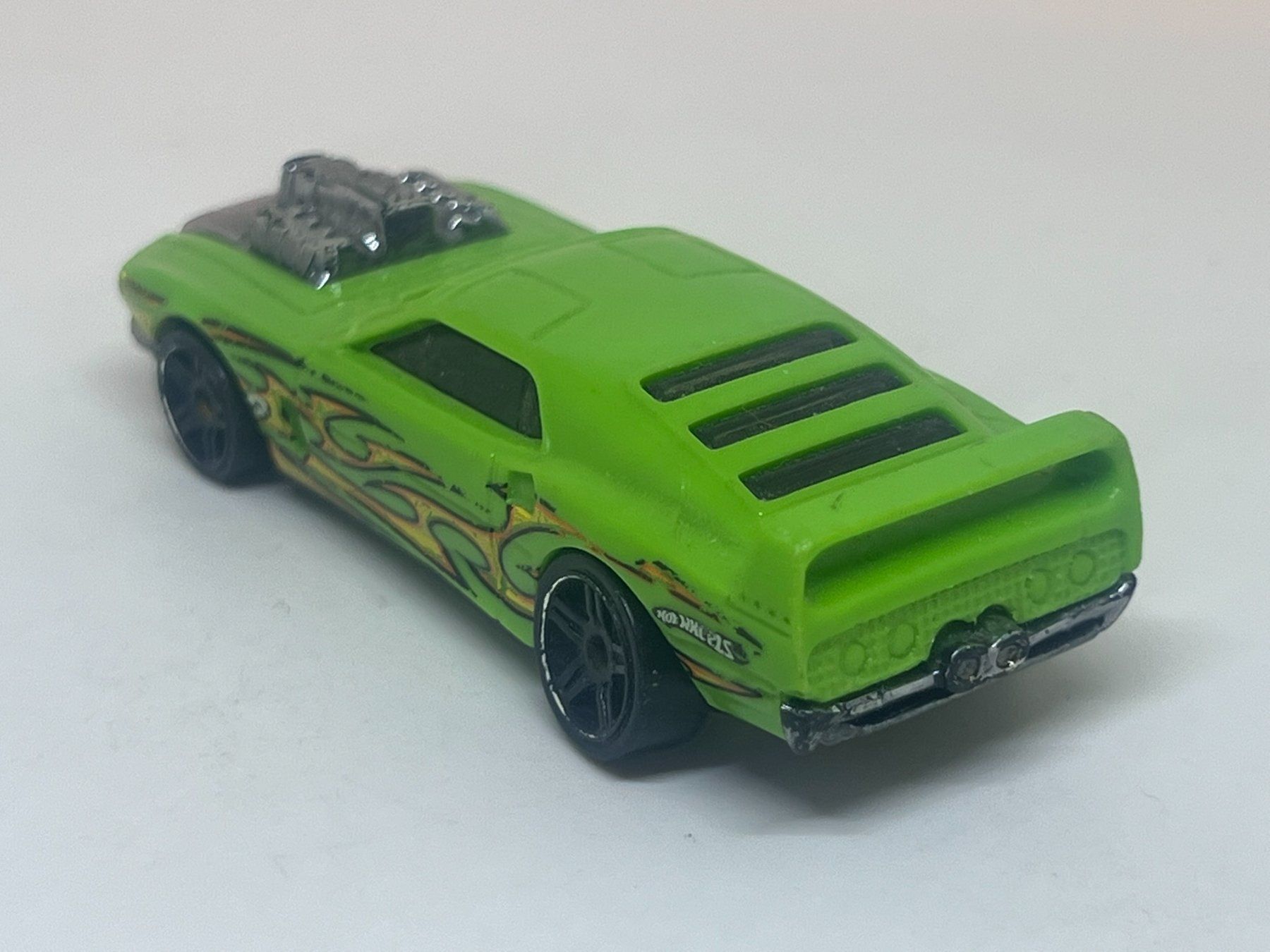 Hot Wheels Modellautos: Hot Wheels Rivited #326 – Gebraucht aus Wildegg von LaaBoutique 2