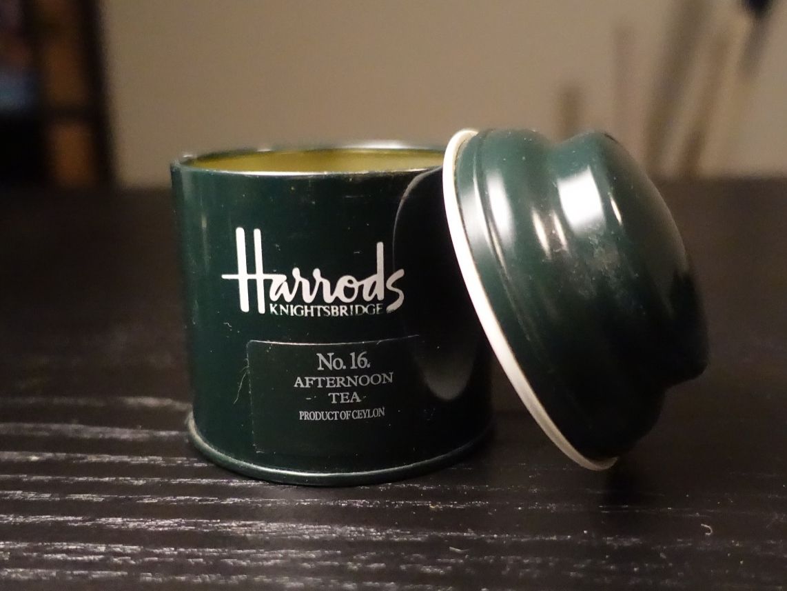 Recipients et similaires: Teedose / Blechdose Harrods – D'occasion à Russikon par Eulenfeder 2