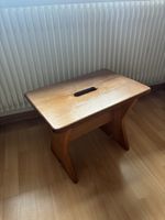 Hocker aus Holz massiv 
