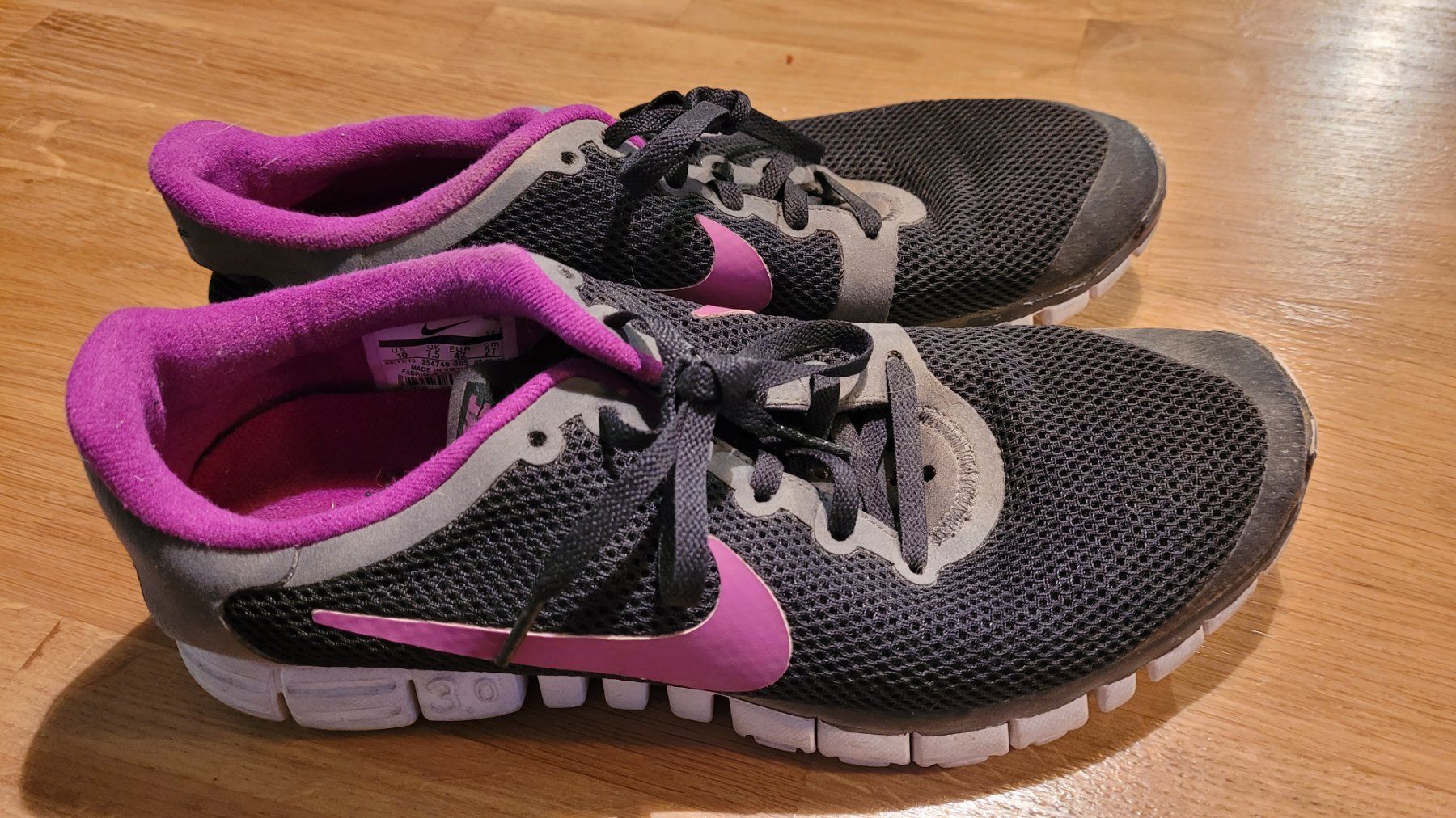 Nike Damenschuhe: Nike Free 3.0 / Grösse EUR 42 – Gebraucht aus Uetendorf von Heyhey3661 2