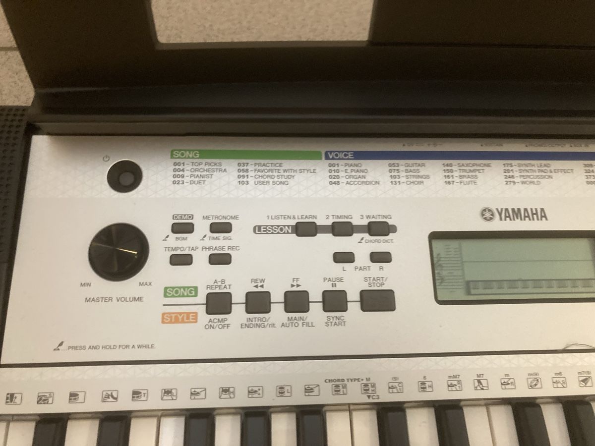 Yamaha Strumenti musicali: Keyboard Yamaha YPT 255 – Usato da Rubigen venduto da Roli71 2