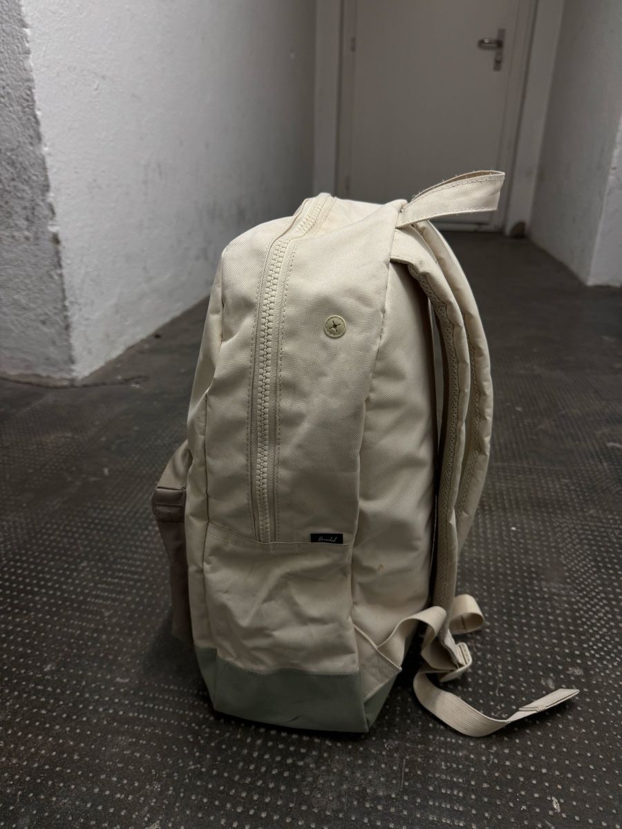 Herschel Zaini: Herrschel Rucksack – Usato da Zürich venduto da rxxel 3