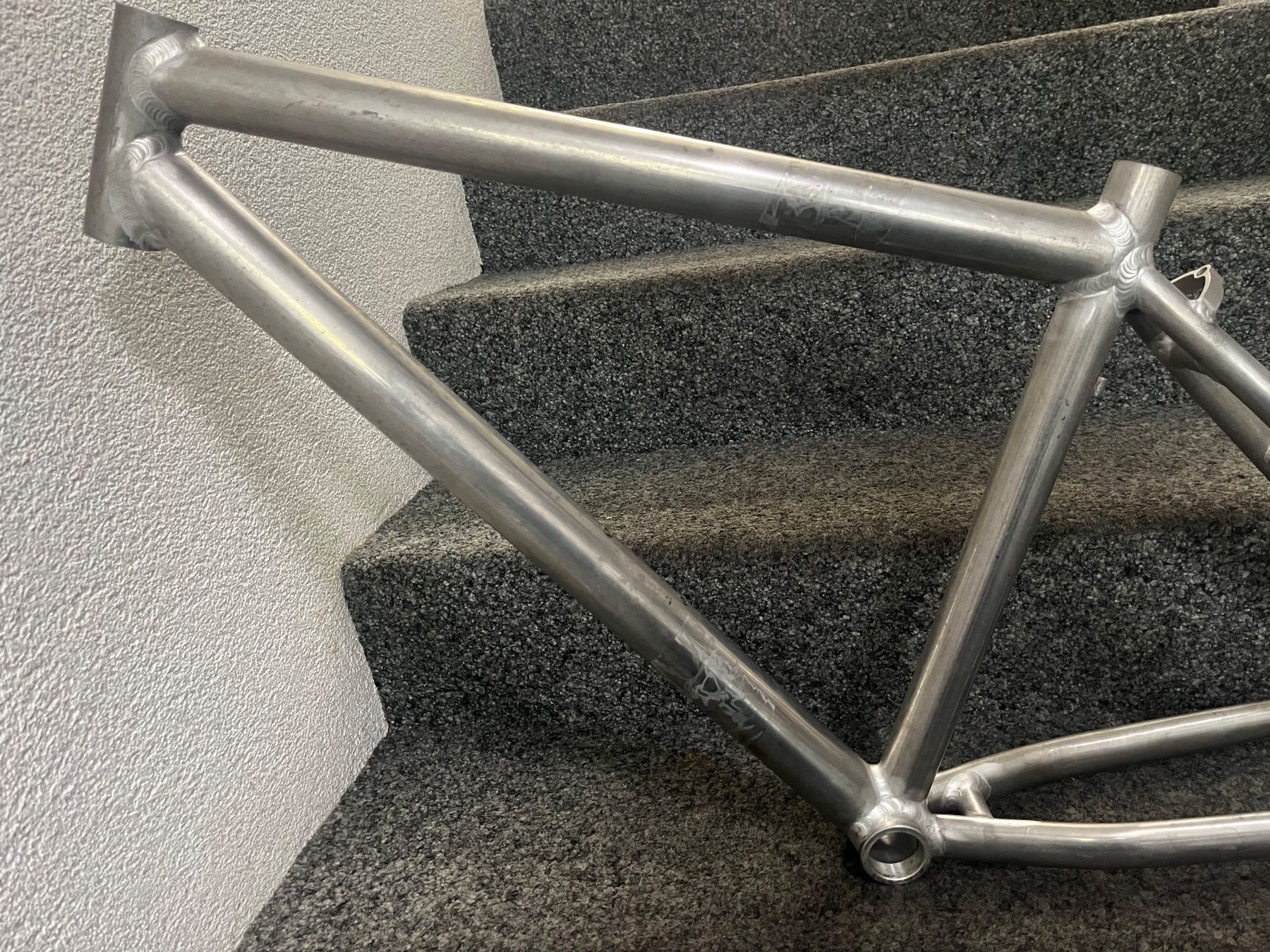 Pezzi di ricambio: Alu Fahrrad Rahmen – Difettoso da Mühlethurnen venduto da Kolly225 5