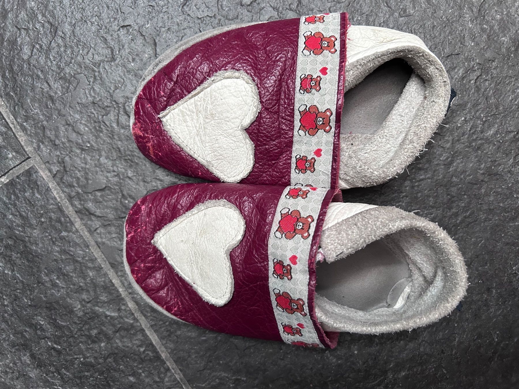 Scarpe per ragazzi: Lederfinken Herz Gr. 24 – Usato da Winterthur venduto da ela_qbz6