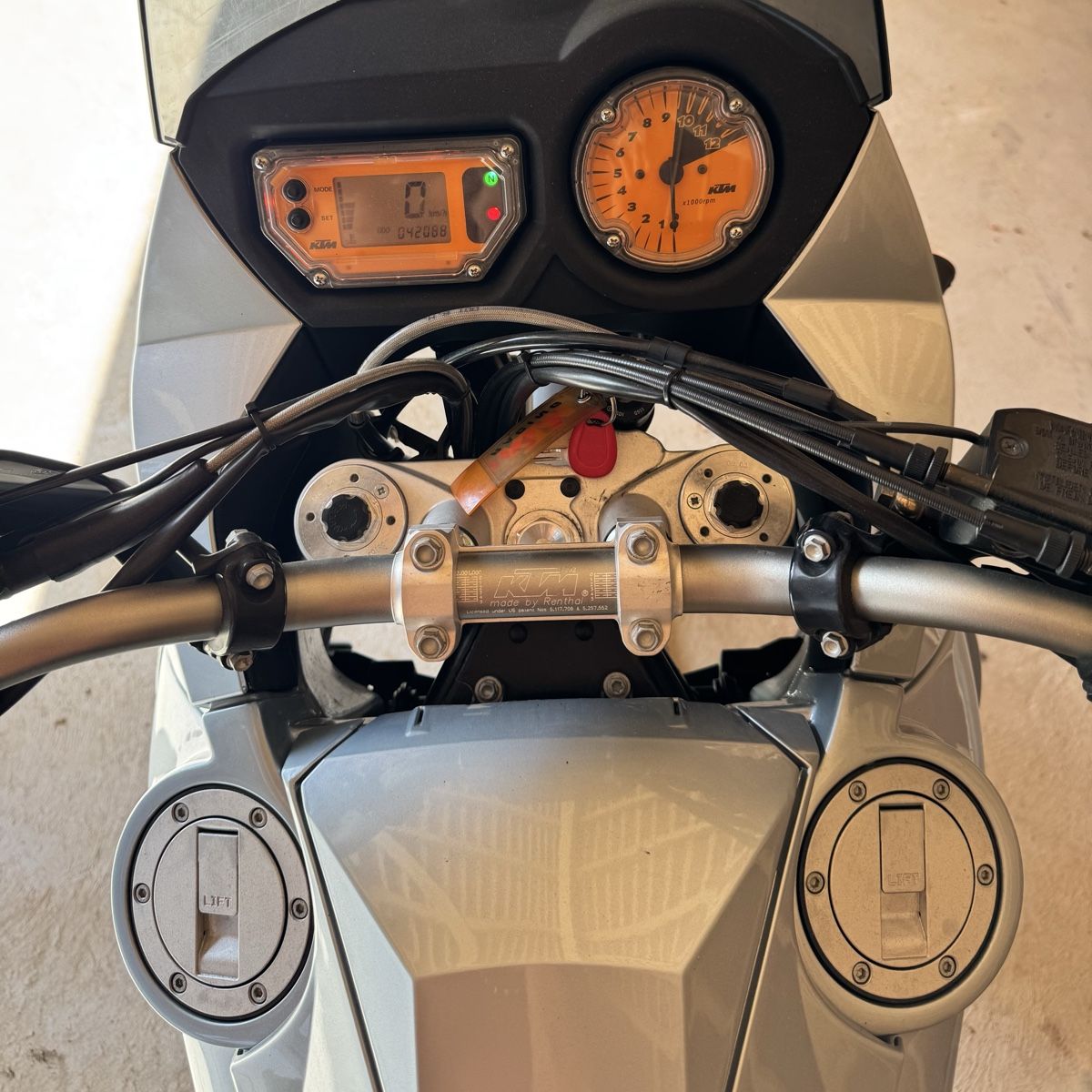 KTM Enduro: KTM 950 Adventure – Gebraucht aus Cheyres von JBLcharly 5