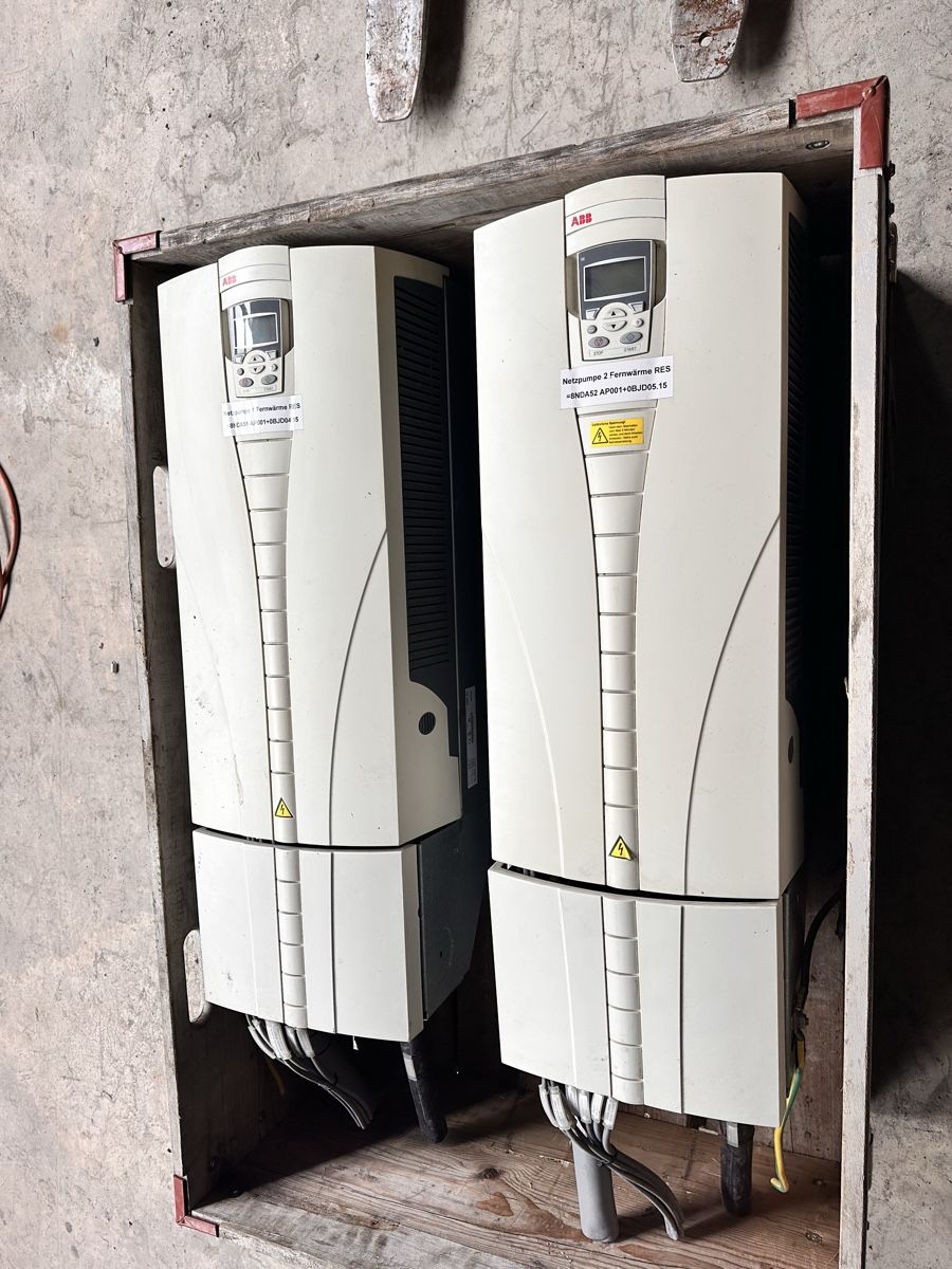 ABB Convertitori: Zwei Frequenzumrichter ABB – Usato da lyssach venduto da brax2019 4