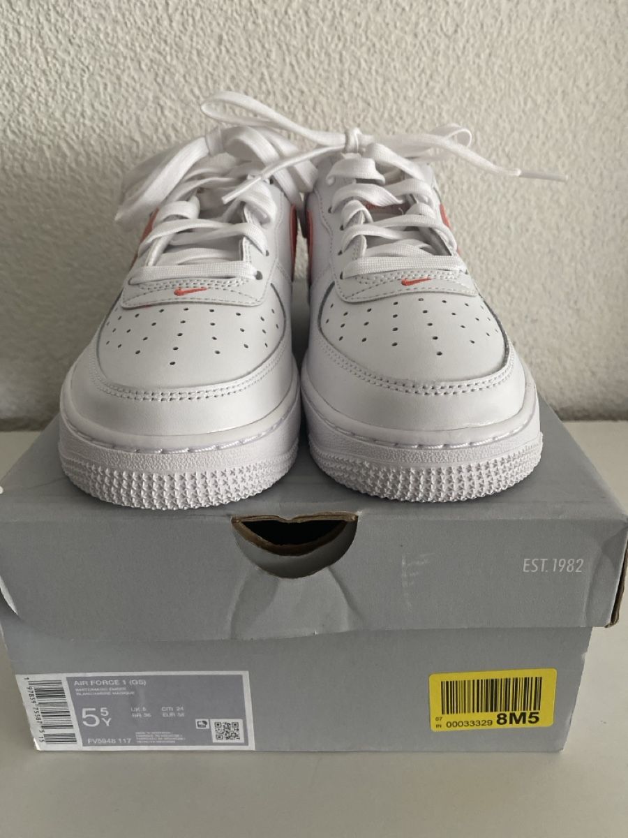 Nike Scarpe per ragazzi: Nike Air Force 1 NEW – Nuovo e nell'imballaggio originale da Grenchen venduto da O.r.i.g.
