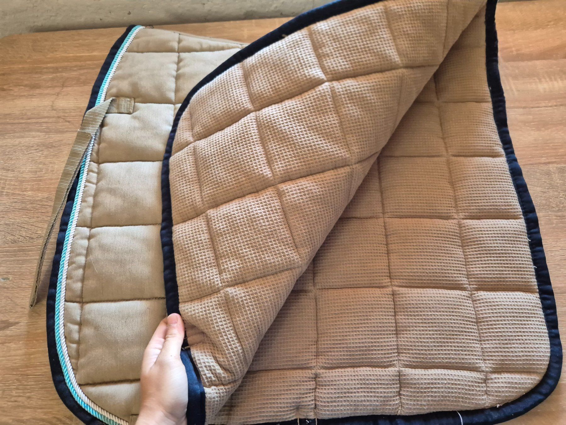 Coperte: Eskadron Big Square Schabracke DR – Usato da Meggen venduto da Orrinka20 1