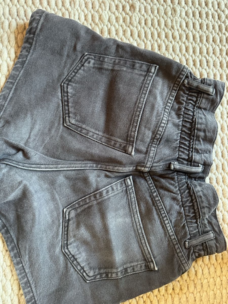 Pull&Bear Jeans: Jeans Shorts – Usato da Ebmatingen venduto da F.Bullet 2
