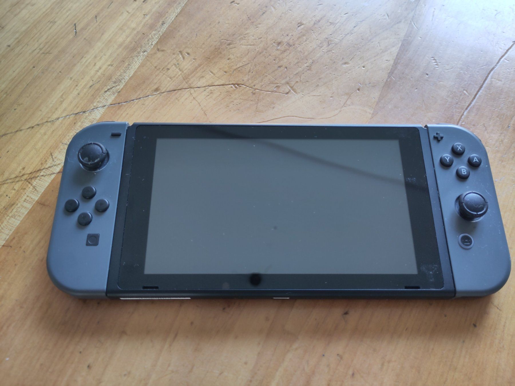 Nintendo Konsolen: Nintendo Switch, Pro Controller, DockingStation, Lan Adapter – Gebraucht aus Winterthur von dav_xf5f