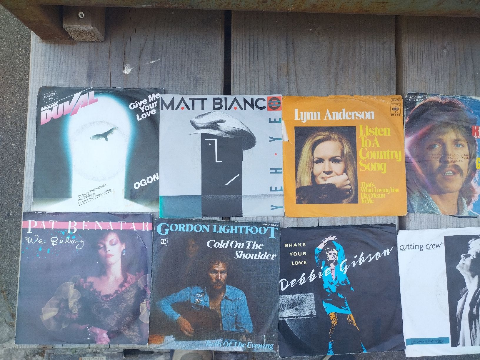 Vinyles: 50 Singelis / Rock / Pop / Hits (1) – D'occasion à Basel par elchRecords