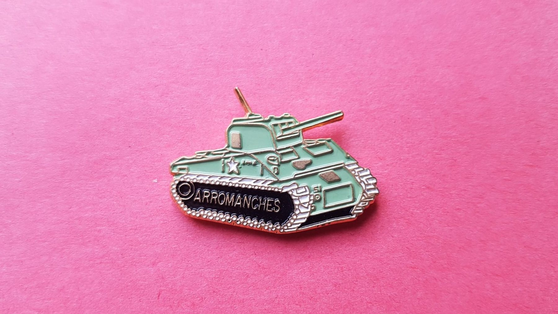 Placchette & Badge: Pins - Arromanches - Army - Panzer - World War – Usato da Reinach BL venduto da Dexy62
