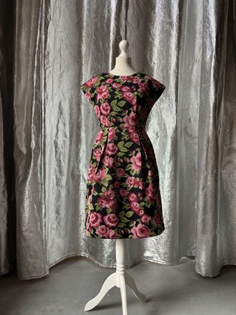 PAYAL PRATAP Etuikleid Cocktail Tapestry Stickerei Gr. S