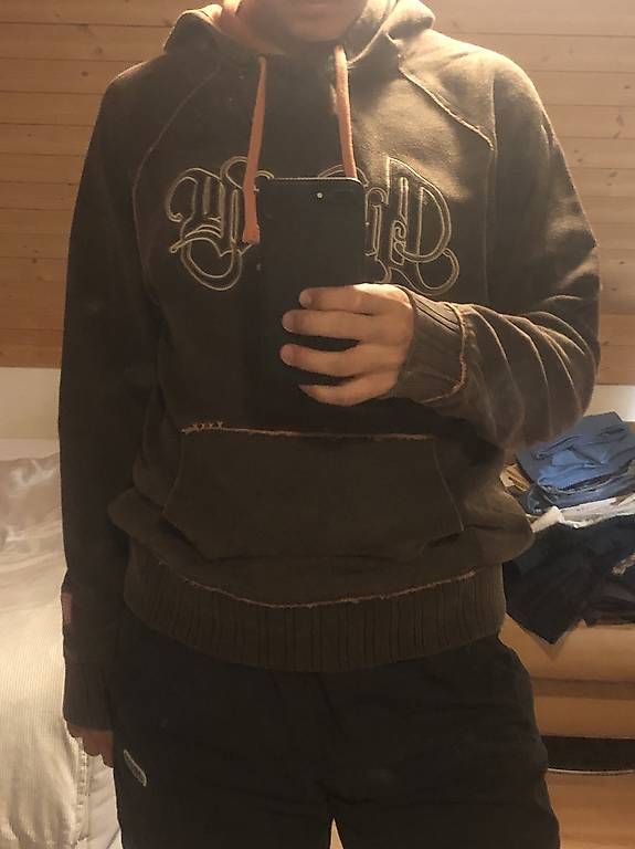 Maglioni & Felpe: Billabong Hoodie  – Usato da Wegenstetten venduto da secondhand.jpg 4