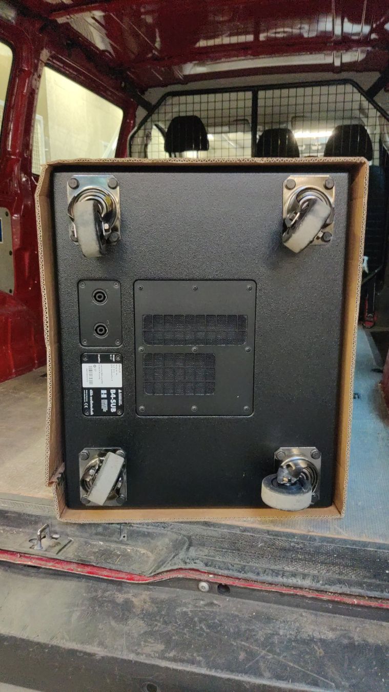 Casse acustiche: d&b B4 Subwoofer originalverpackt, neuwertig – Nuovo e nell'imballaggio originale da Basel venduto da birdseyes_used_gear 2