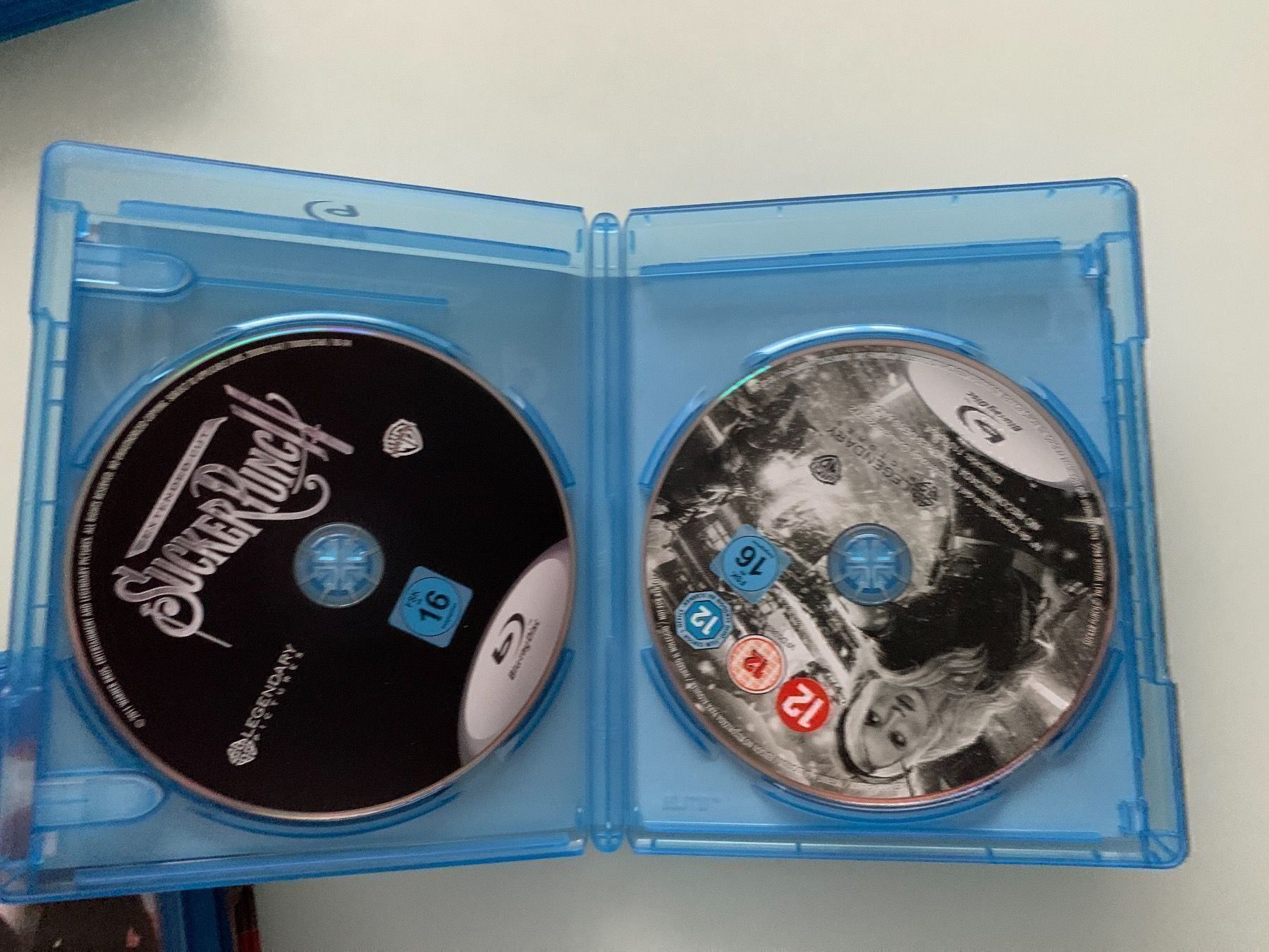 Tutti i DVDs: blu Ray scuter punch – Usato da Goldach venduto da ztp 1