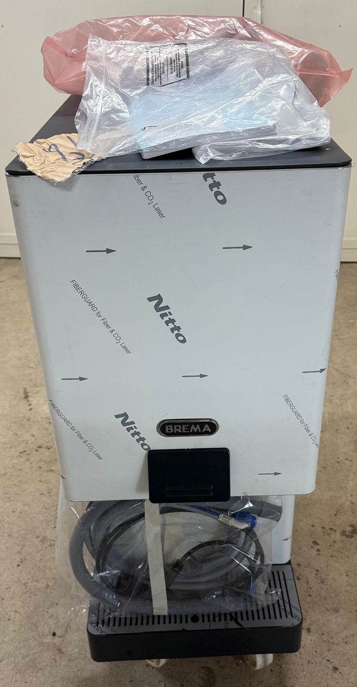 Tutte le macchine: Brema professionelle Eiswürfelmaschine – Nuovo e nell'imballaggio originale da Hunzenschwil venduto da sup_9gyh