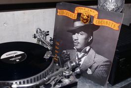 2x KID CREOLE & COCONUTS 925 579-1, NM/VG, 925 298-1, NM/G++