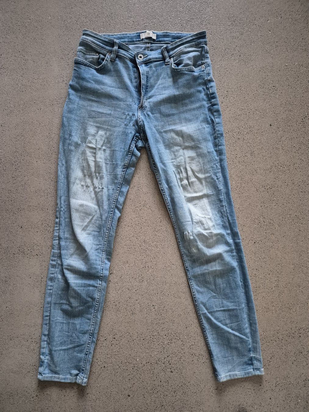 H&M Jeans: Skinny Jeans – Usato da Schlieren venduto da nat_76vd