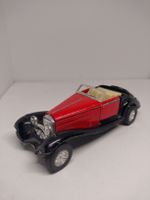 Voiture miniature rouge et noire 1/38 occasion