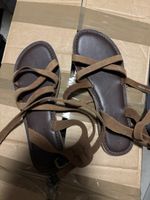 Sandales Next Premium cuir marron taille 35.5 bon état