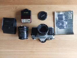 Canon AE-1 mit Zubehör