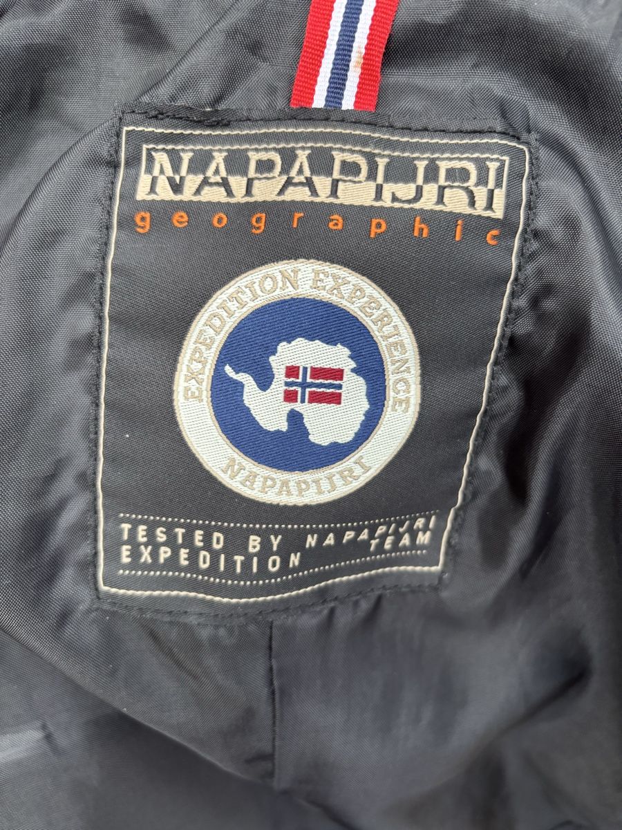 Napapijri Jacken: Napapijri Übergangsjacke Grösse S – Gebraucht aus Kaltbrunn von Modern 1