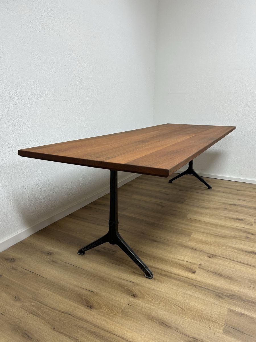 Horgen Glarus Tische: Beizentisch Ulme (249x87cm) – Gebraucht aus Basel von MoebelSackmann 2