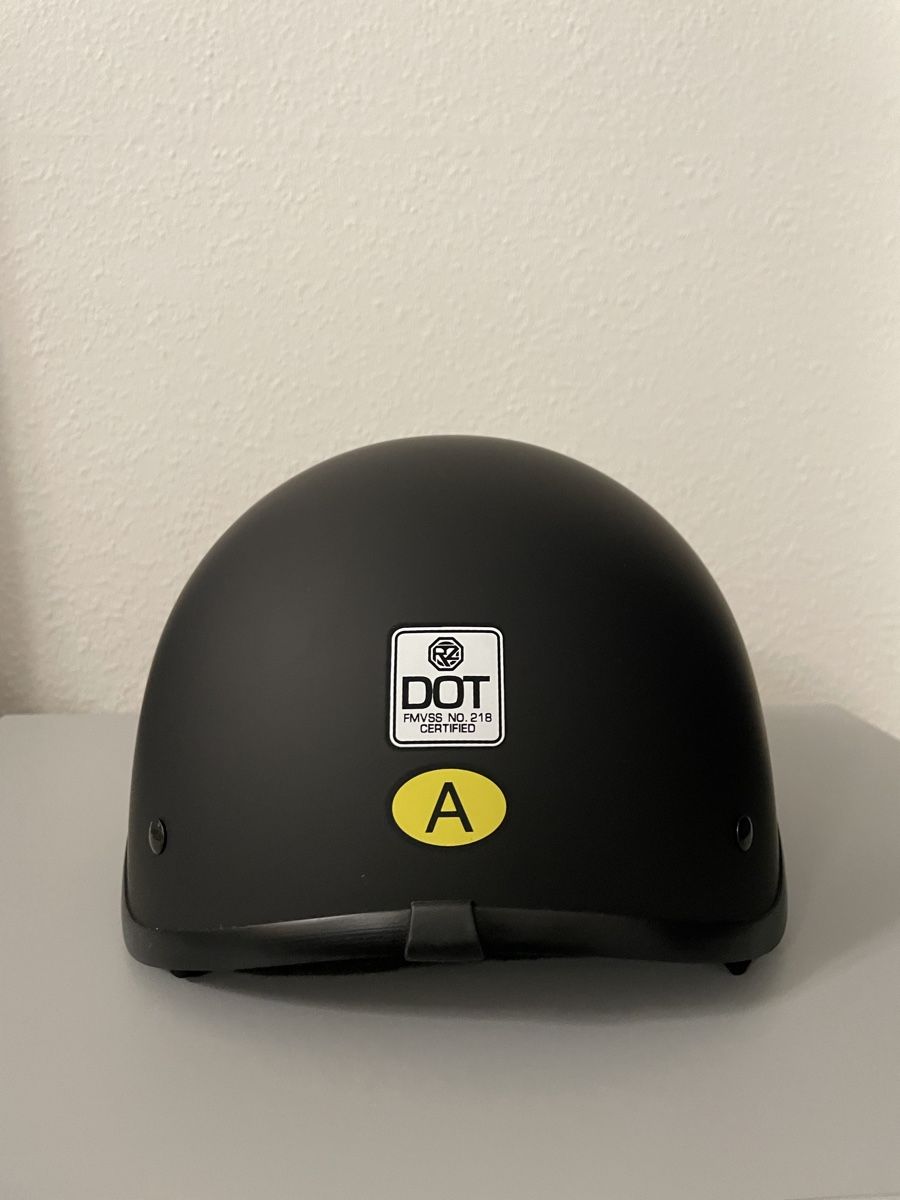 Helme & Visiere: Helm – Gebraucht aus Basel von elm_gb97 3