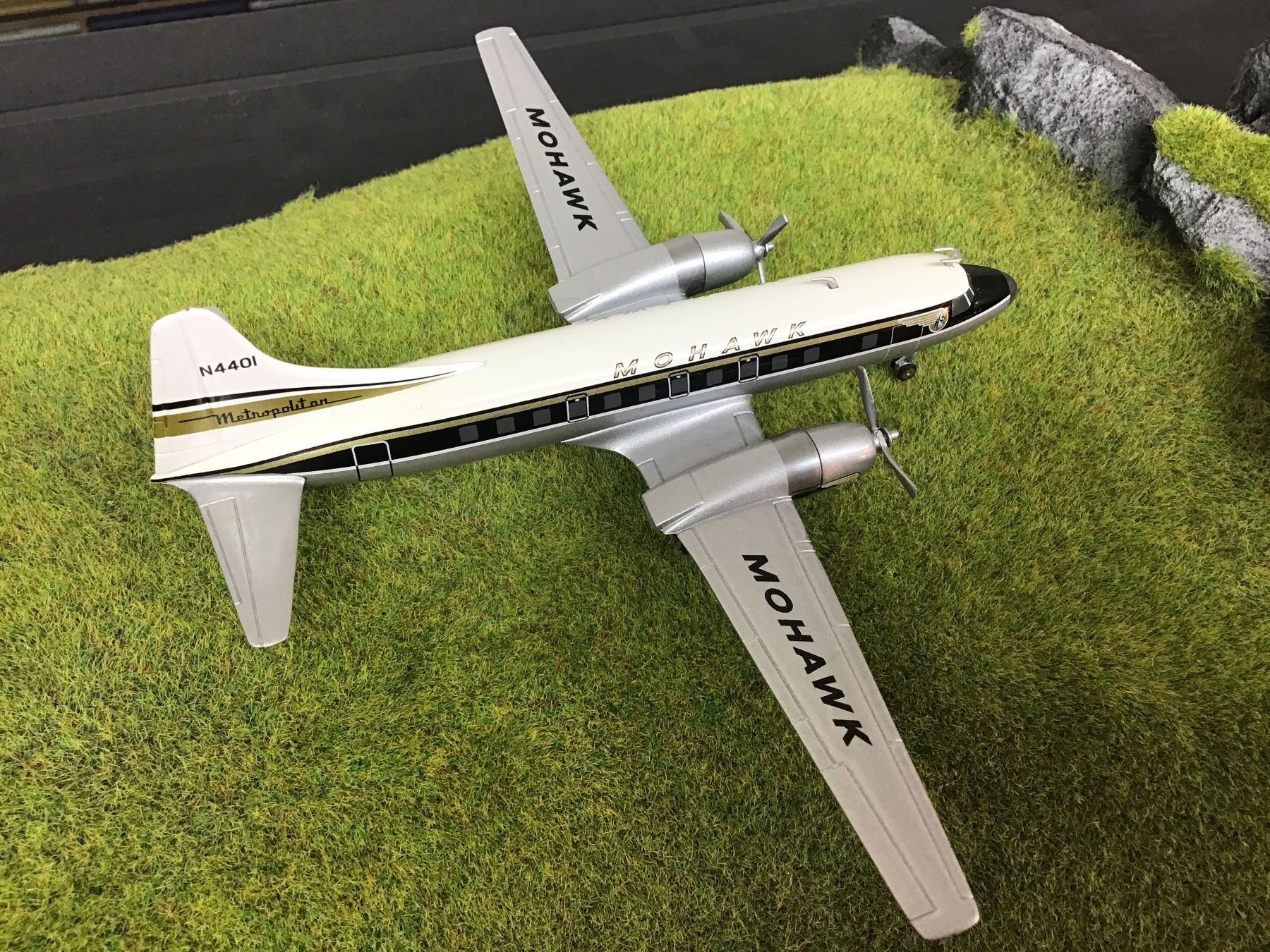Kit di modellismo & Modellini statici: Modellflugzeug Convair 240 Mohawk N4401 - 1:200 – Nuovo (secondo la descrizione) da Männedorf venduto da Spezial-Modelle 2