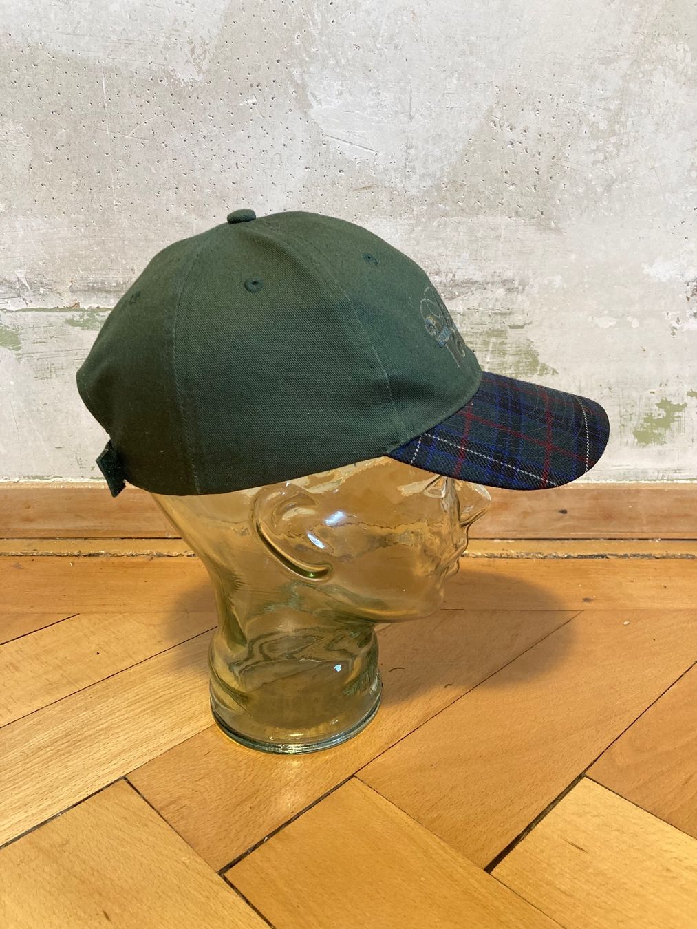 Hüte, Mützen & Caps: Vintage Y2K Cap Basel Tattoo Music – Gebraucht aus Zürich von le_souk 3