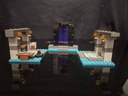 LEGO Minecraft Die Waffenkammer -