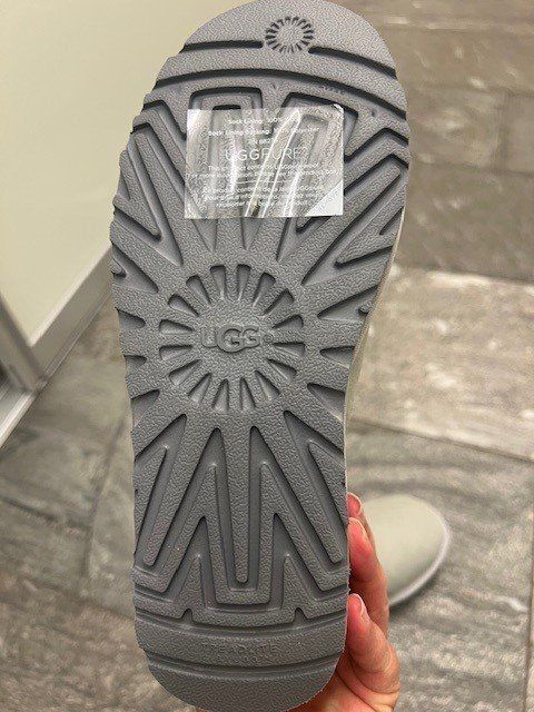 Ugg Scarpe da donna: UGG Stiefel grau Gr. 36 - neu ungetragen – Nuovo (secondo la descrizione) da Abtwil SG venduto da jac_2nrd 3
