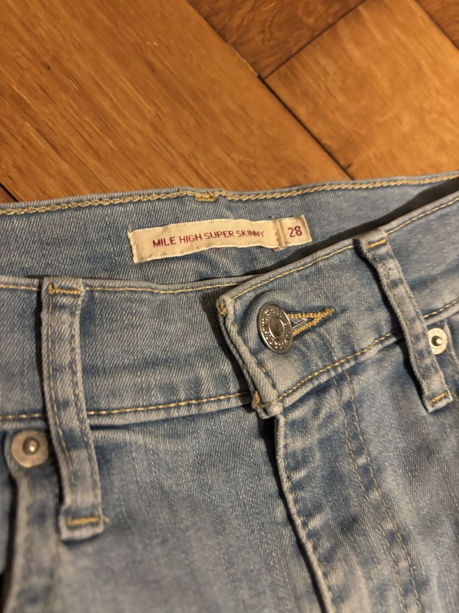 Jeans: Levis Mile – Neuf (Voir description) à Bern par Rissii 1