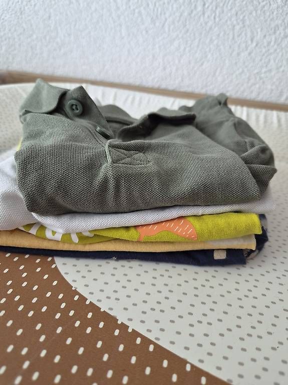 Kleiderpakete & -sets: Babykleider Gr 74 – Gebraucht aus Domat/Ems von jas_p978