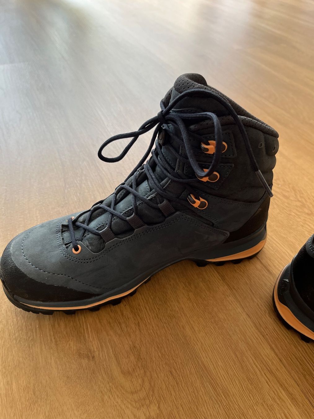 Lowa Damenschuhe: LOWA Light Evo Damen Wanderschuh – Gebraucht aus Saland von ricarda025 2