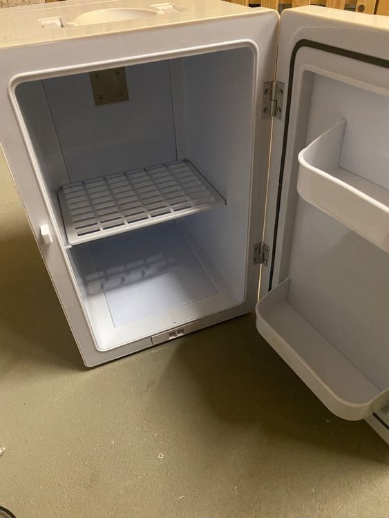 INTERTRONIC Mini Kühlschrank 4 (Rot, rechts) günstig & sicher