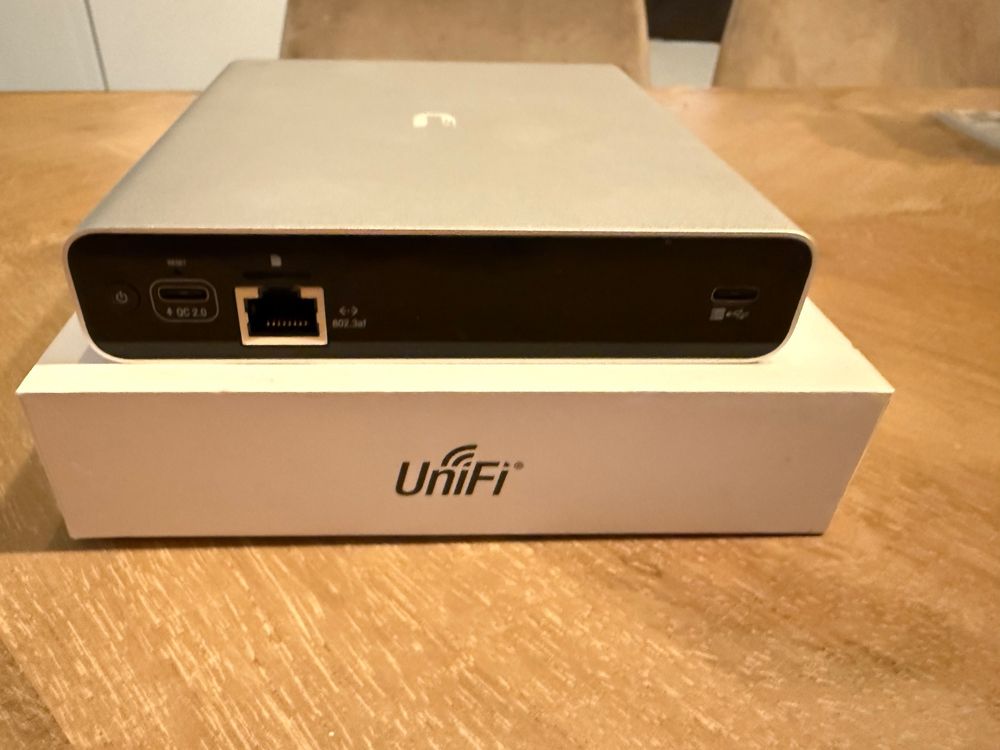 Ubiquiti UniFi CloudKey+ Gen2 (UCK-G2-PLUS) (Gebraucht) in Pfungen für ...