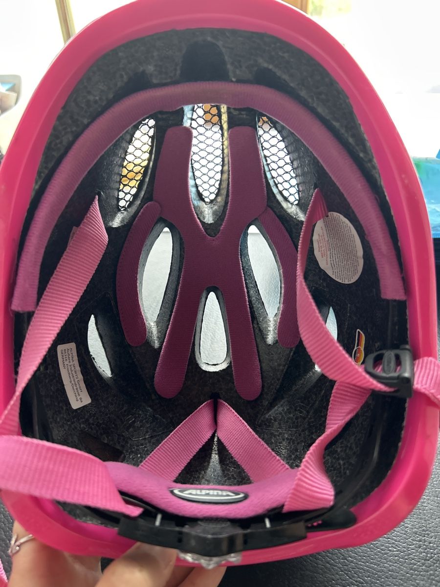 Alpina Caschi: Casque vélo 51-56cm – Usato da Athenaz (Avusy) venduto da cyrano476 4